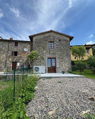 Appartamento di 225 m² con più di 5 locali e box a