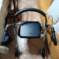 Deambulatore  per anziani