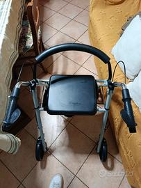 Deambulatore  per anziani