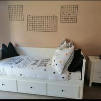 letto divano estendibile con tre cassetti bianco 