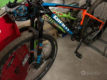 Bicicletta Giant XTC Advanced 2 - 29 er (2017)