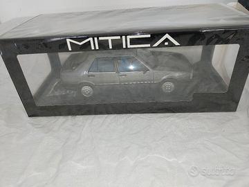 FIAT CROMA SCALA  1:18 MARCA MITICA 