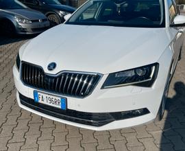 Skoda superb 2.0 tdi style 150 cv dsg serie 3