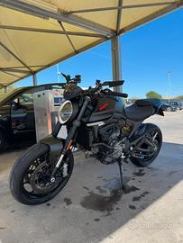 Ducati Monster 937