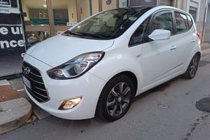 Hyundai iX20 1.4 CRDI 90 CV XPOSSIBLE TETTO APRIBI