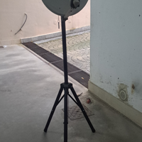 Antenna satellitare parabolica