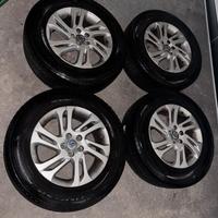 SET 4 CERCHI LEGA VOLVO 17”+PIRELLI 235|65|R17