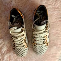 Sneakers E.V.