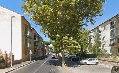 San basilio trilocale con balcone e posto auto
