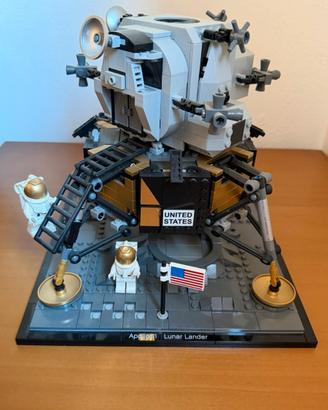 LEGO Creator Expert 10266 Apollo 11 Lunar Lander