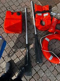 Kit completo serbatoio remi e salvagente