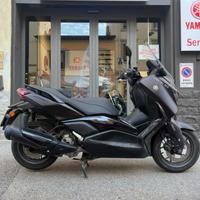 YAMAHA X-MAX 300 Tech Max
