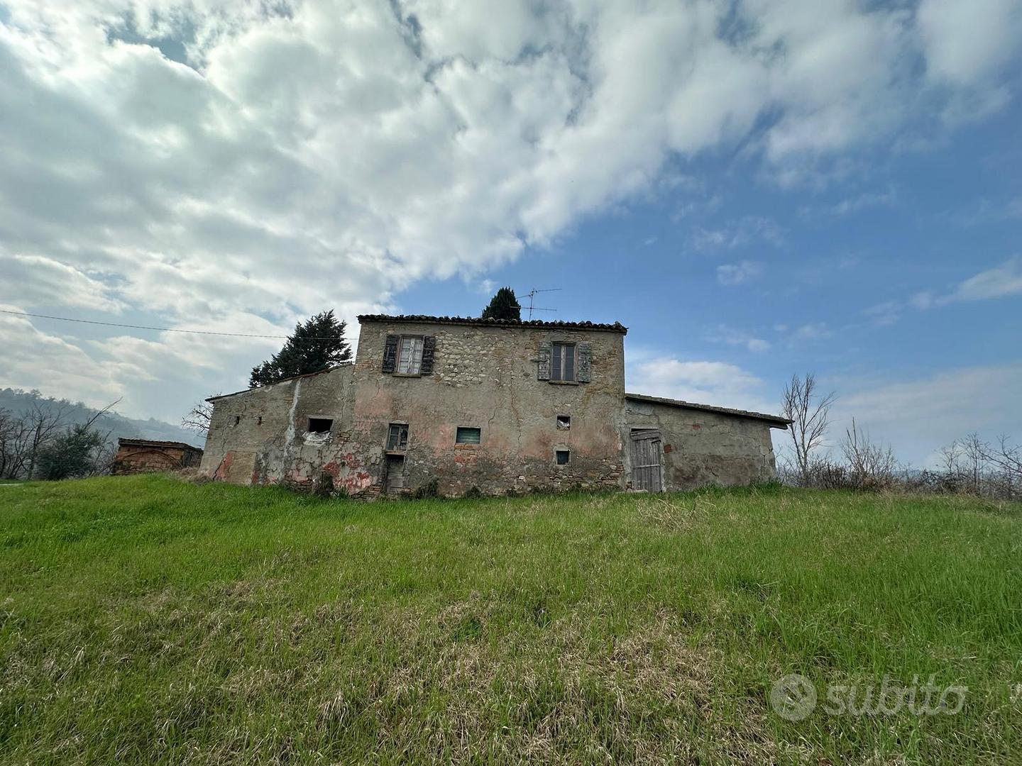Terreno e casa indipendente a Sogliano - Vista 6