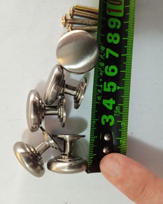 Pomelli in ottone per cassetti, ante vetrine casse