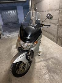 Scooter suzuki burgman 400