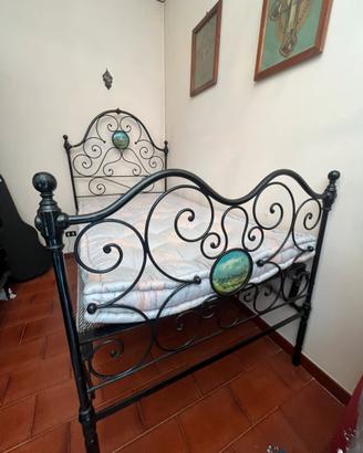 Letto ferro battuto piazza e mezzo