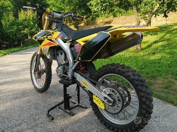 Suzuki Valenti RM-Z 250 - 2009