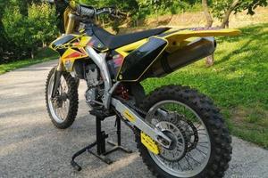 Suzuki Valenti RM-Z 250 - 2009