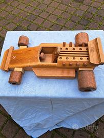 automobile in legno f1 vintage