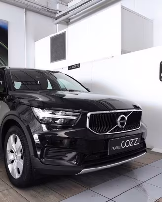 VOLVO XC40 (2017-->) - XC40 D3 Geartronic Momentum