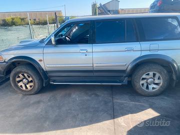 Mitsubishi Pajero Sport 2.5 anno 2001