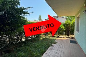2 LOCALI A RONCADELLE