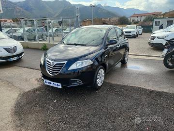 Lancia Ypsilon 1.2 69 CV 5 porte S&S Gold