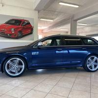 AUDI RS6 Avant 5.0 V10 quattro tiptronic