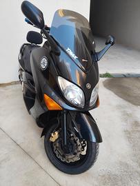 Yamaha T Max