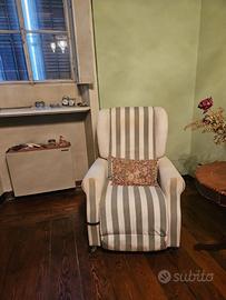 Poltrona relax elettrica 2 motori, tessuto righe p