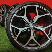 Cerchi Alfa Romeo Giulia NEW 225 40 19 - 255 35 19