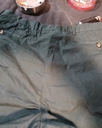 pantaloni 