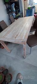 tavolo e 4 sedie 