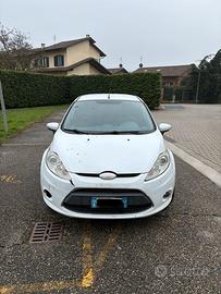Ford fiesta 1.6 diesel titanium