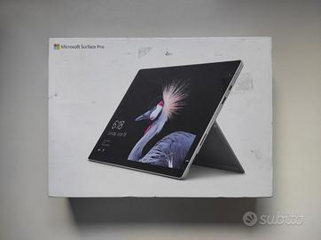 Surface Pro 5 Windows 11 CPU i5 RAM 8GB SSD 256