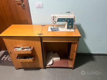 Macchina da cucire singer con mobiletto