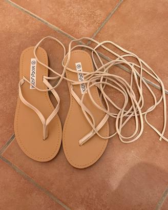 Scarpe donna infradito con lacci