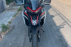 Benelli trk 702 x