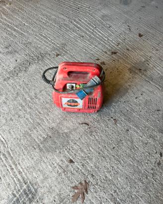 Vibratore per cemento