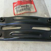 SUPPORTO PARAFANGO ANTERIORE GOLD WING 1500 88/00 