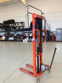 Transpallett Elevatore