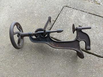 Trapano a colonna Antico