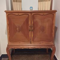 Vendiamo perché inutilizzato mobile bar