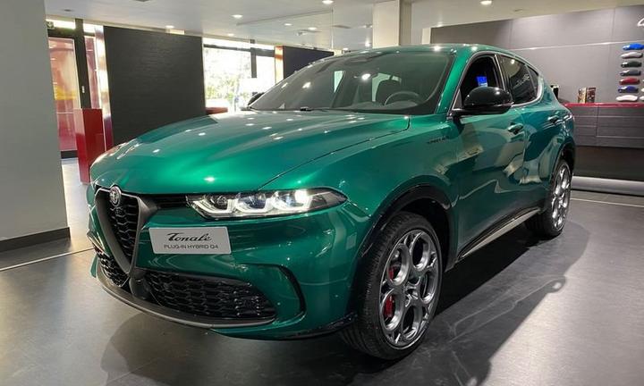 Alfa Romeo Tonale 1.3 280CV PHEV AT6 Speciale...