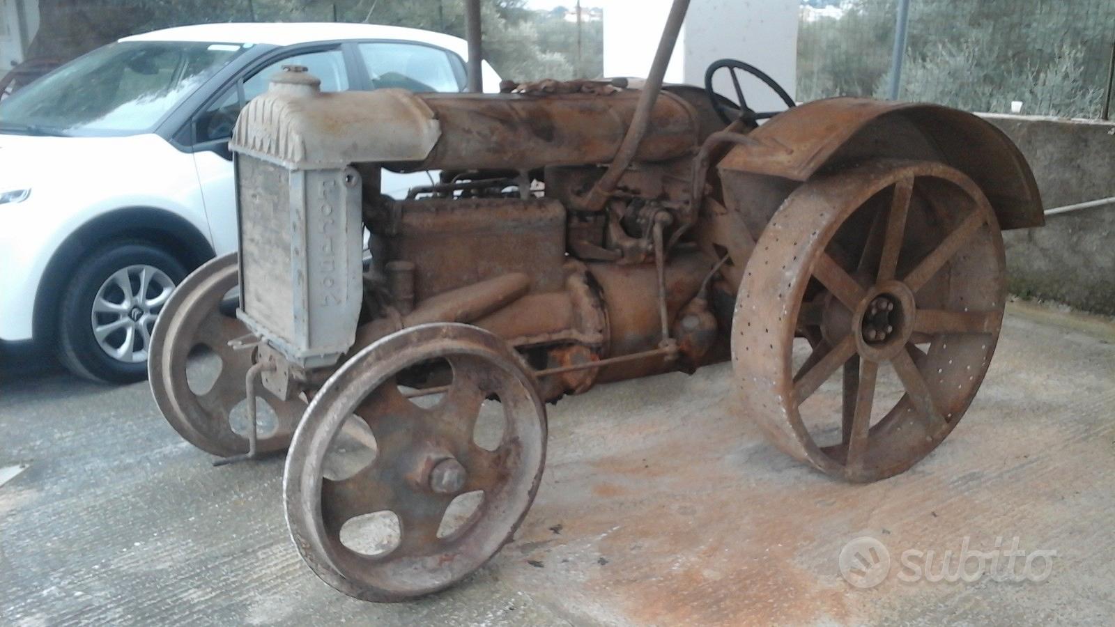 Il primo trattore al mondo,fordson del 1917 Veicoli commerciali In vendita a Brindisi
