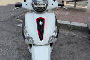 Piaggio Medley S 125