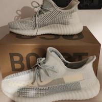 yezzy 350 v2