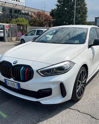 Bmw 118 118d 5p. Msport