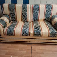 divano 2 posti nuovo 