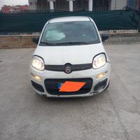 Fiat panda sinistrata incidentata ibrida 